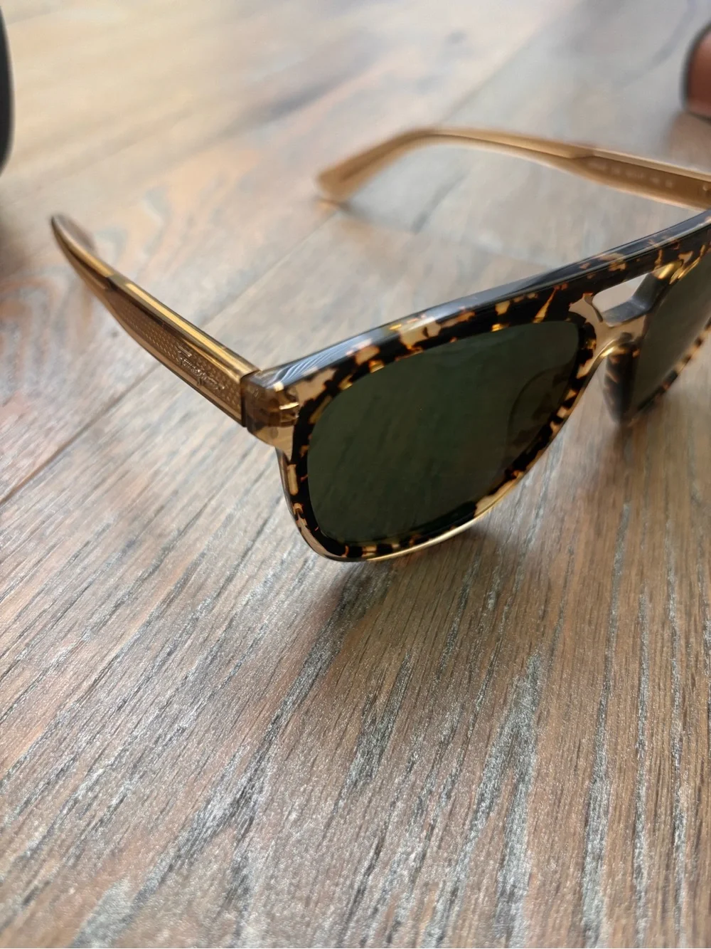 Salvatore Ferragamo Tortoiseshell Frame Sunglasses with Green Lenses